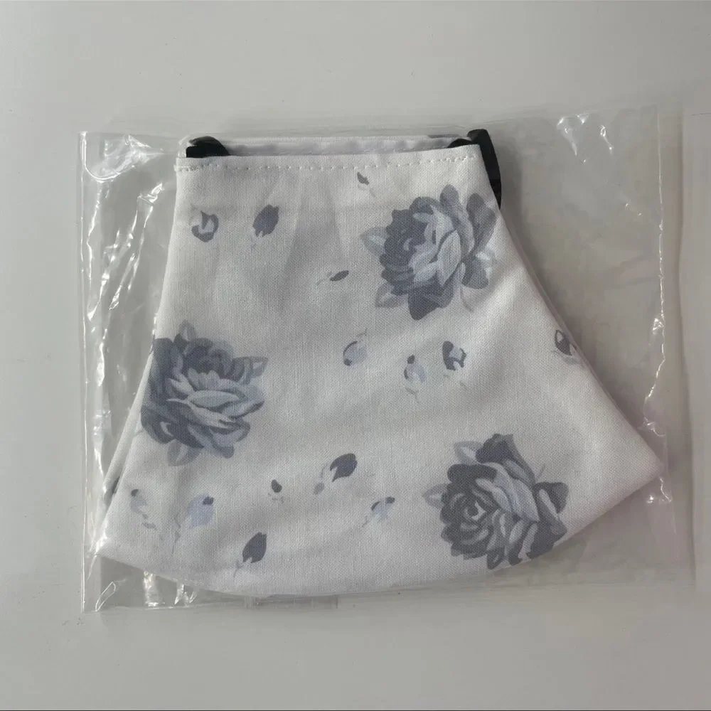 White & Grey Floral Pattern Cloth Reusable Face Mask in Sealed Bag